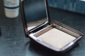 Hourglass Ambient Lighting Powder